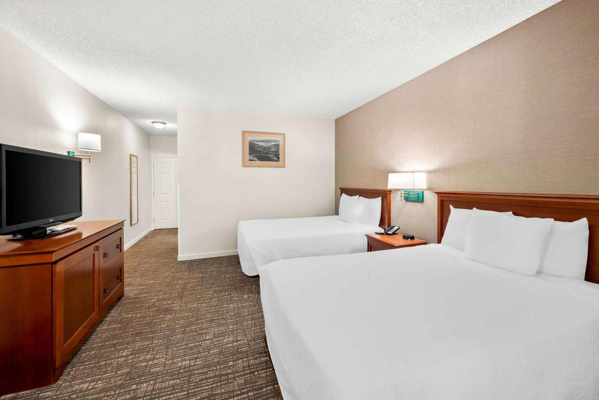 Best Western Stagecoach Inn Pollock Pines Buitenkant foto