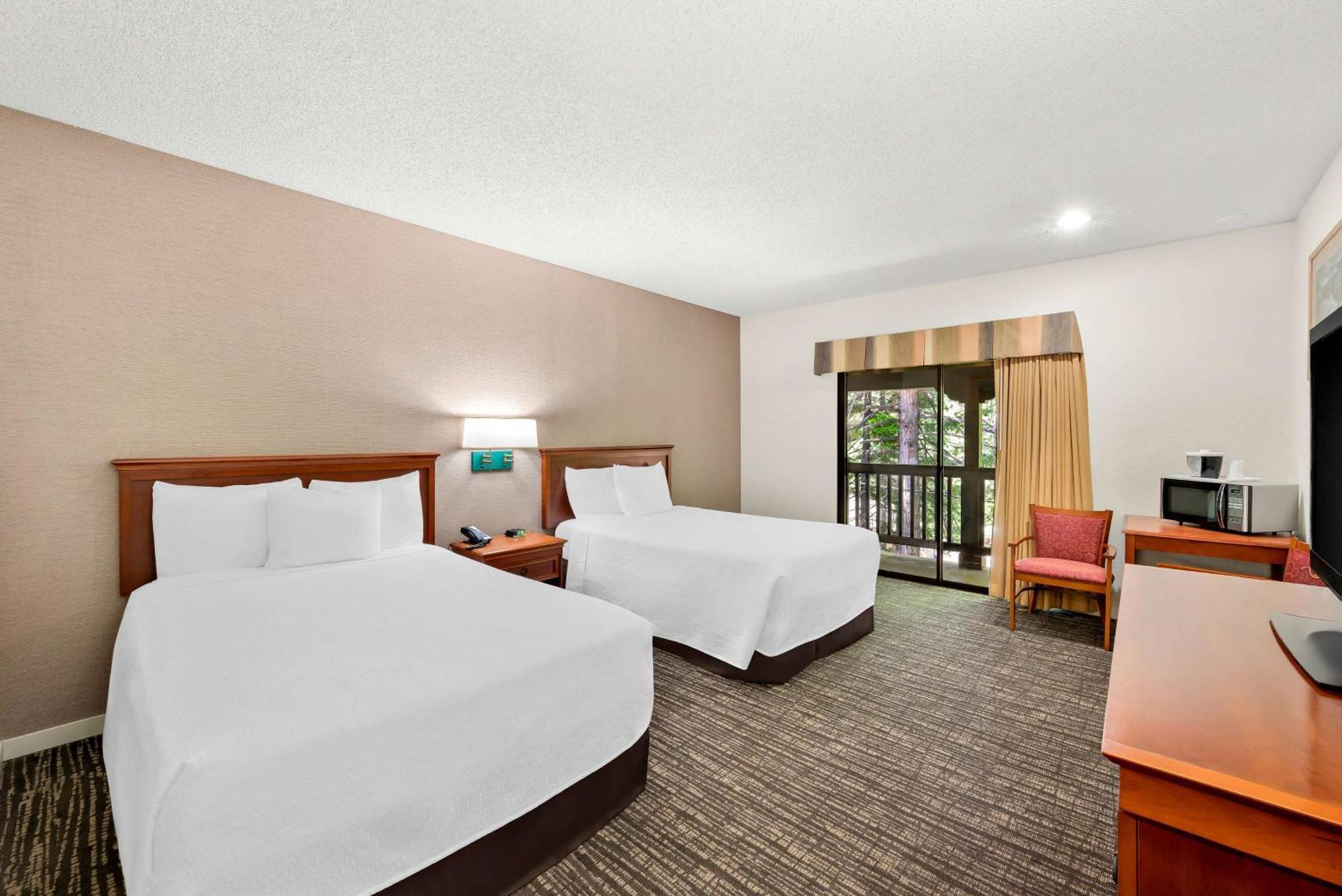 Best Western Stagecoach Inn Pollock Pines Buitenkant foto