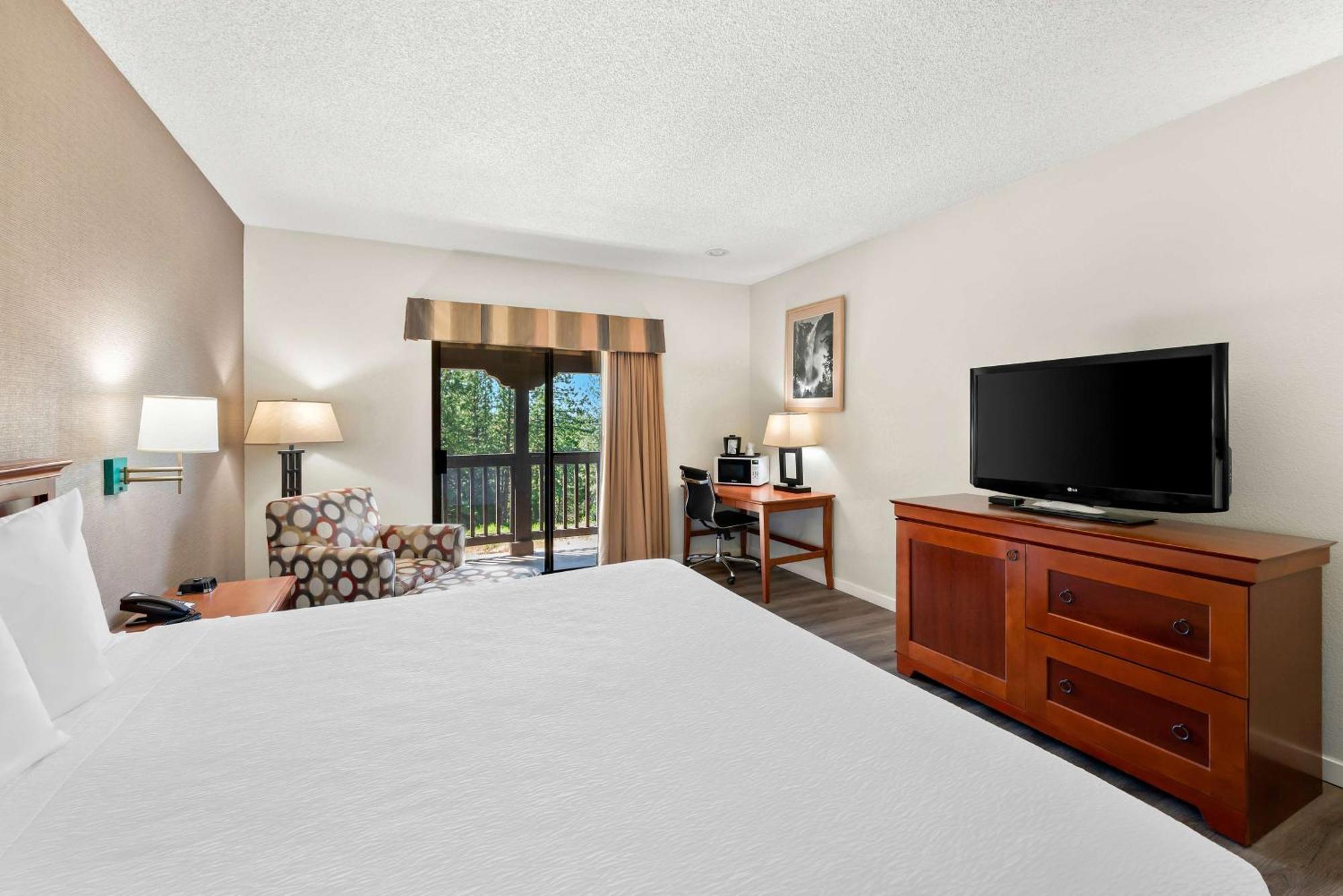 Best Western Stagecoach Inn Pollock Pines Buitenkant foto
