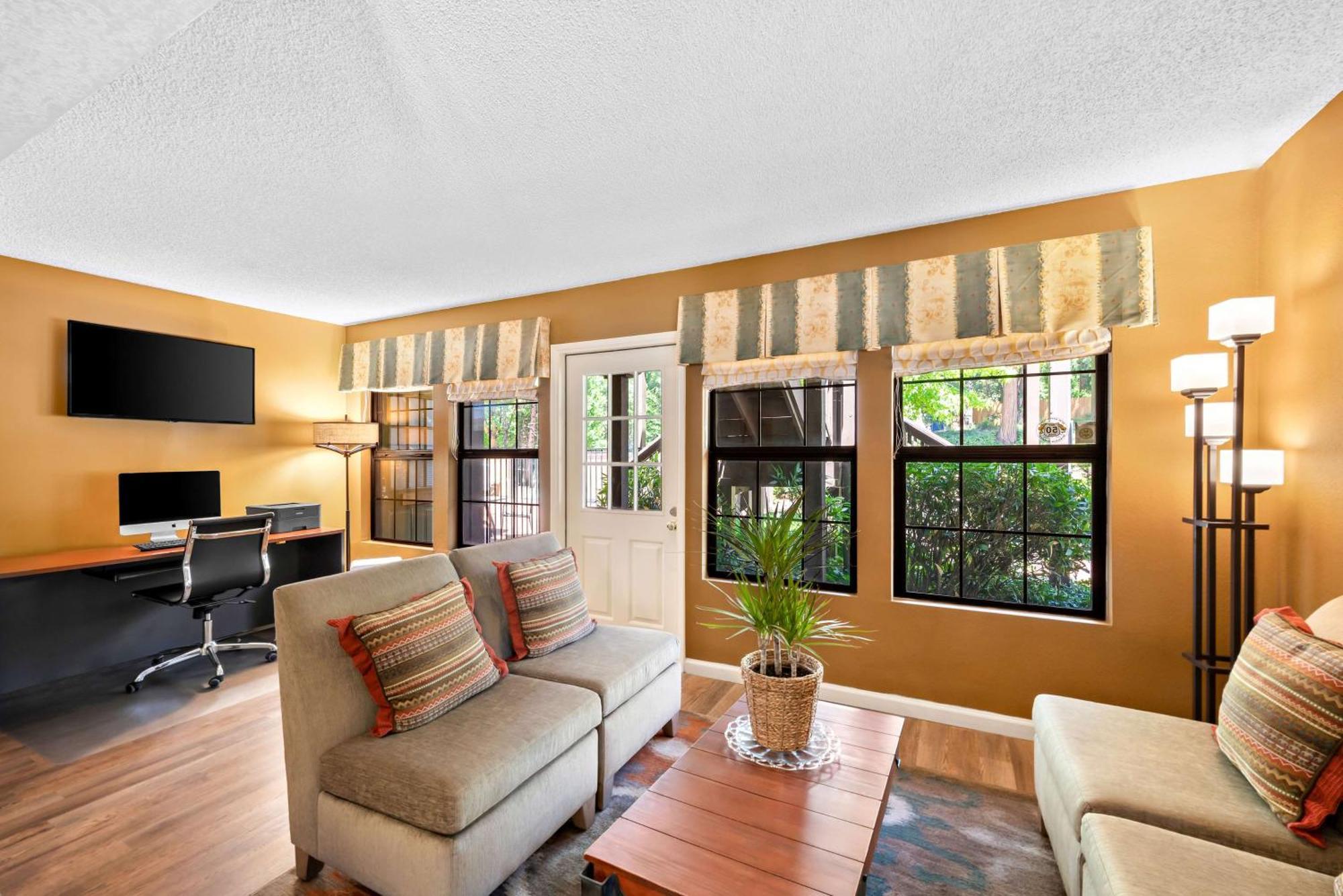 Best Western Stagecoach Inn Pollock Pines Buitenkant foto