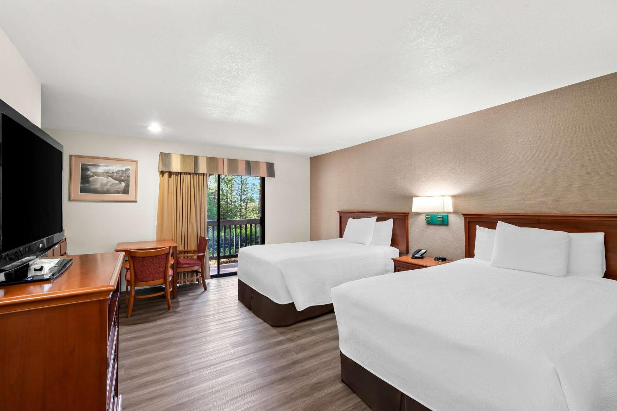 Best Western Stagecoach Inn Pollock Pines Buitenkant foto