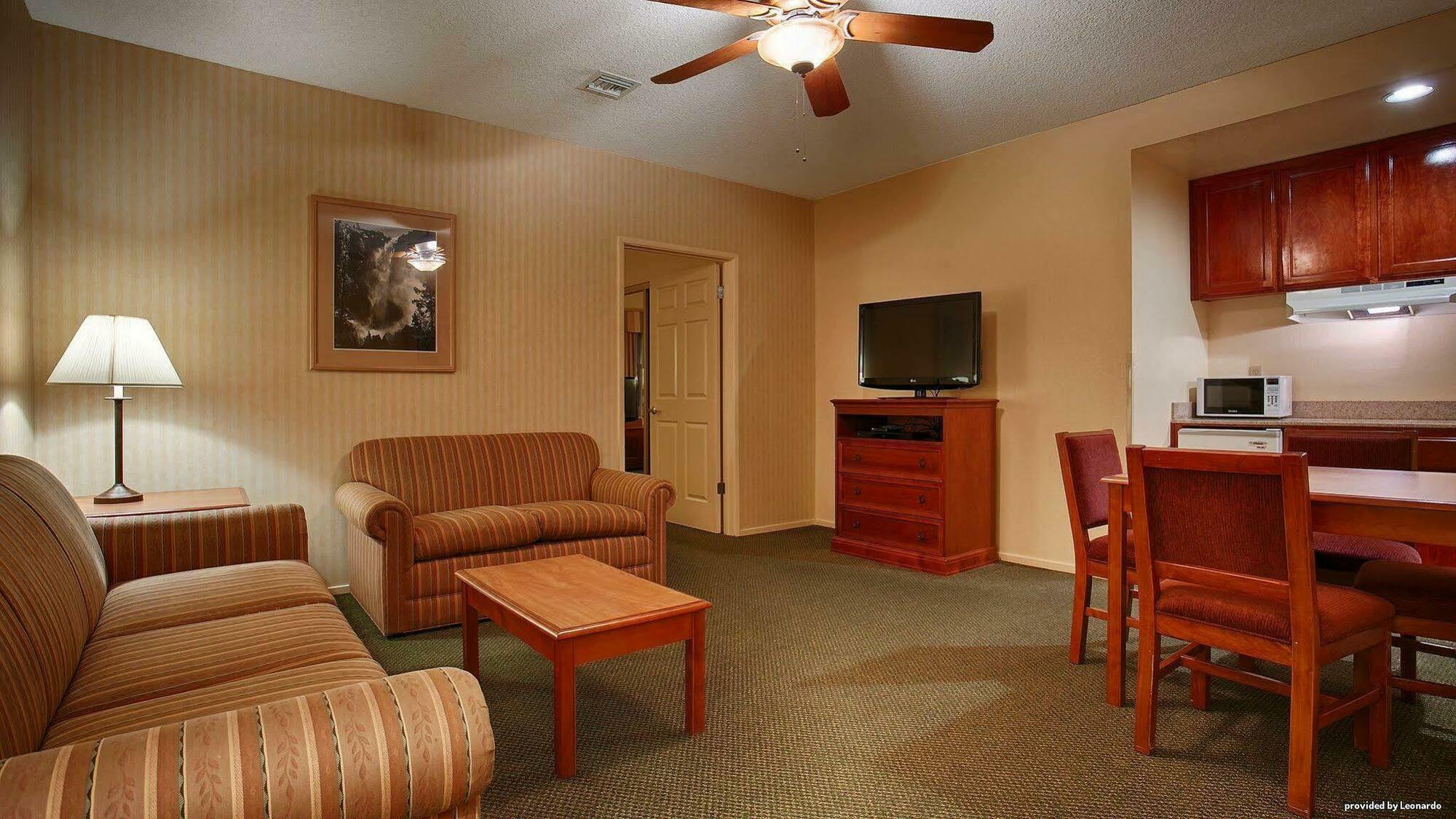 Best Western Stagecoach Inn Pollock Pines Buitenkant foto